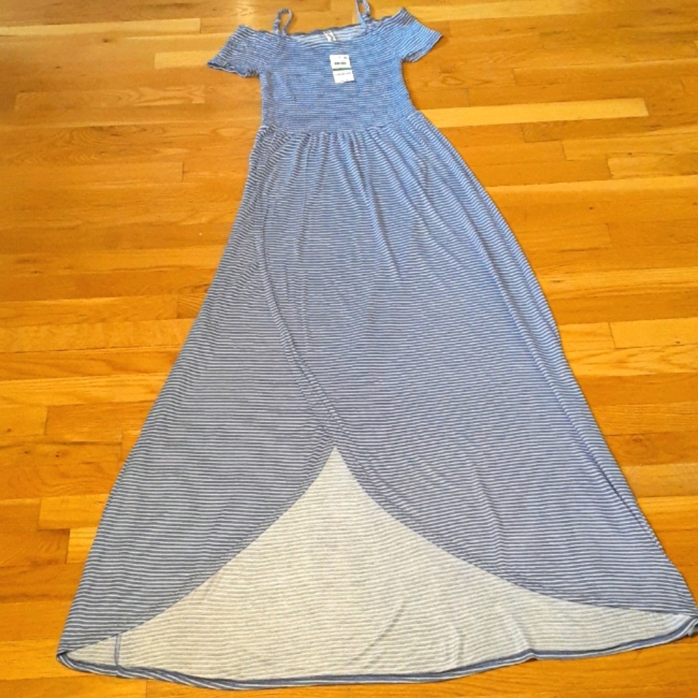 Boat Neck Dress Size. Large